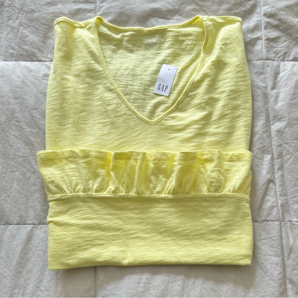NWT Gap Boxy Cotton Yellow Tee Lettuce Trim Size XL